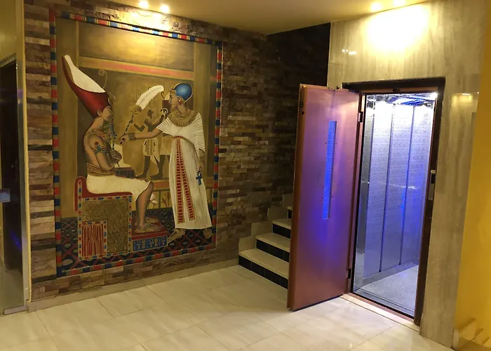 Great Pyramid Inn